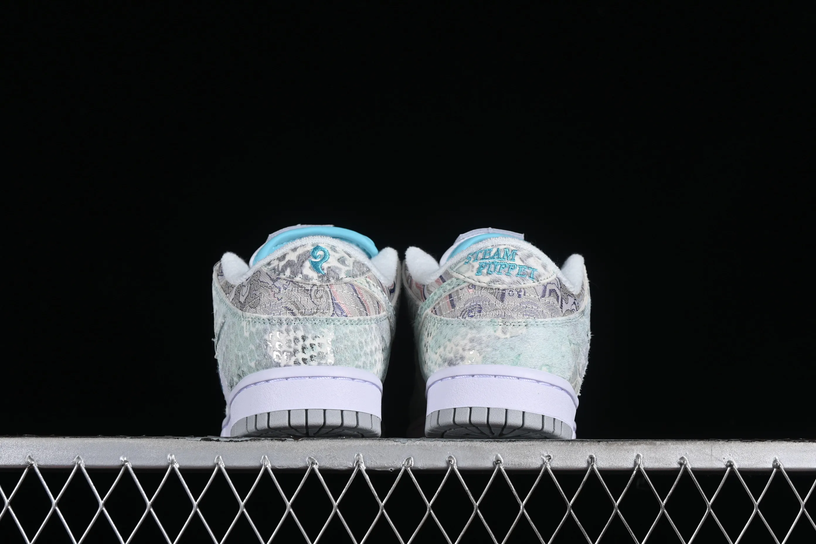 All Categories Nk SB Dunk Series Nk SB Dunk Low Low-top sneakers Nk Dunk Low CNY Year of the Dragon limited New Chinese style customization Steam Puppet-Third Prince Ao Bing SB low-top casual sneakers DV0831-101